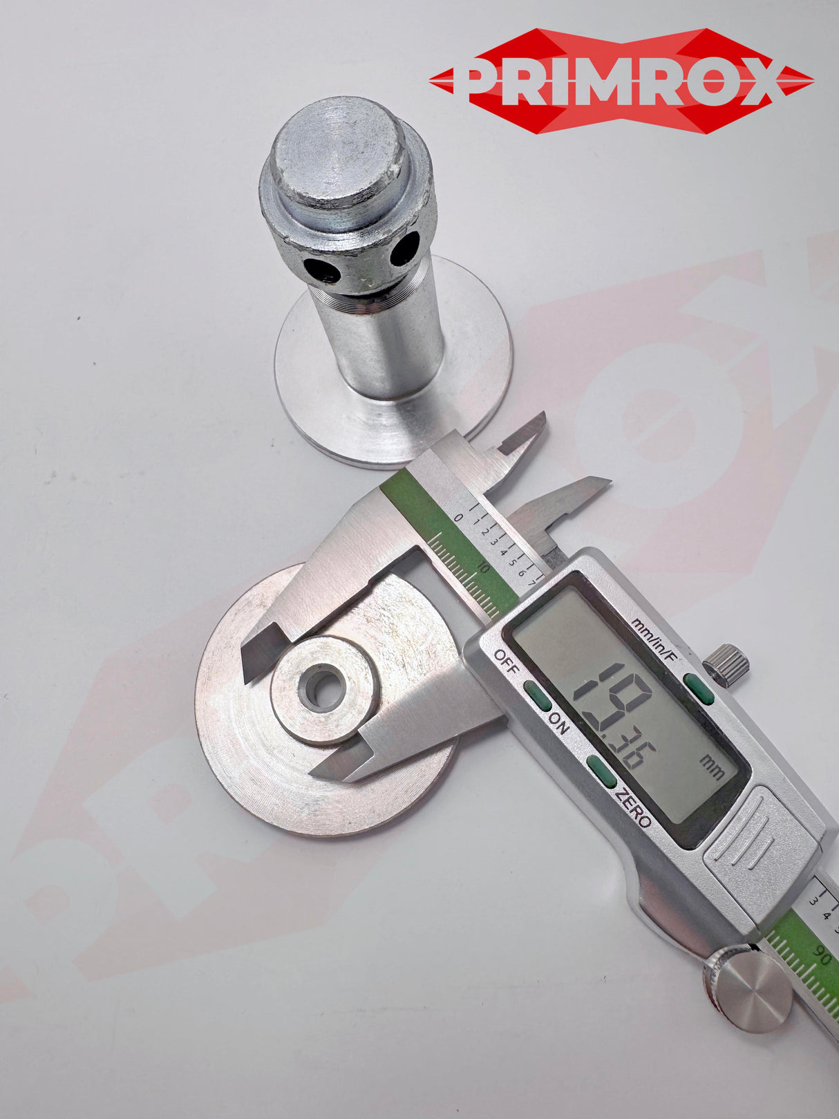 Adjustable load-bearing structural support bay pole jack for UPVC/aluminium/timber windows, doors and construction - Universal Bay Jack, BB26/19.5