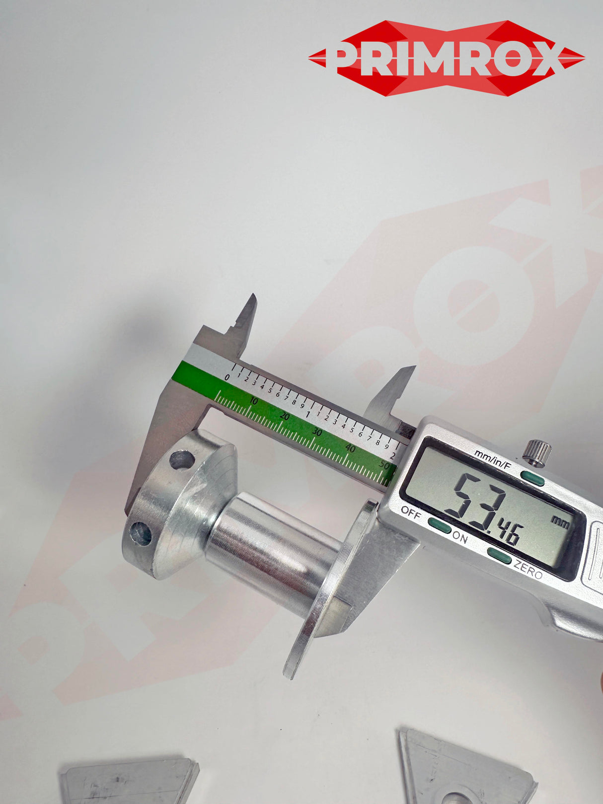 Adjustable load-bearing structural support bay pole jack for UPVC/aluminium/timber windows, doors and construction - 135 Degree Bay Jack, KOMMERLING SYNSEAL SYN135 MODEL 1