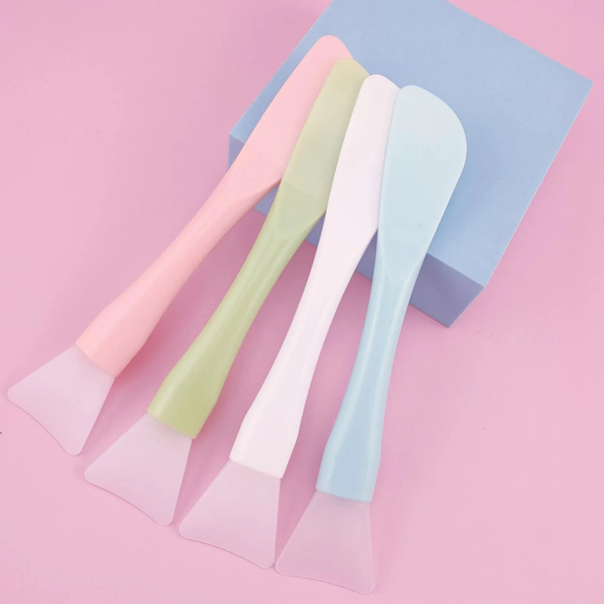Silicone Facial Mask Brush Soft Head with Scraper Integrated Dual-use Mud Film Brush DIY Film Adjusting Beauty Tool wholesale
