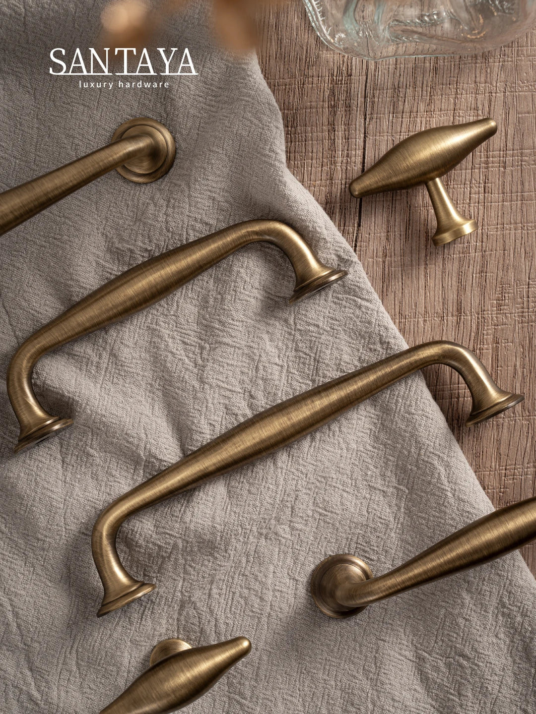 Santaya Antique Brass Furniture Handles and Knobs Bronze Wardrobe Pulls Cupboard Door Knob Retro Brass Kitchen Cabinets Handles