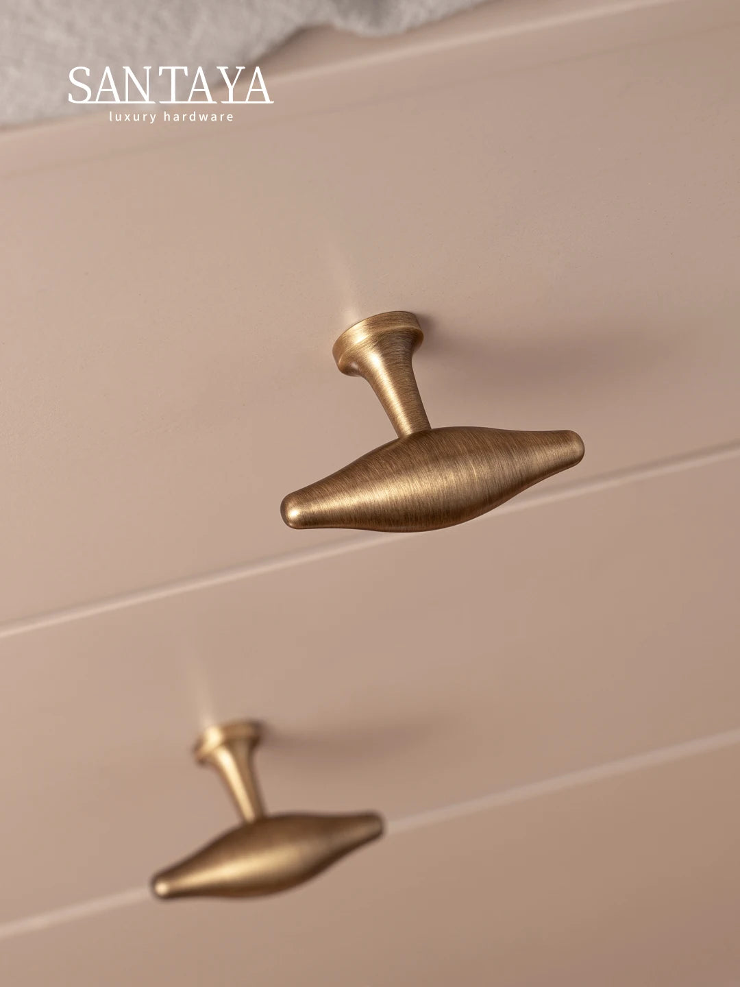 Santaya Antique Brass Furniture Handles and Knobs Bronze Wardrobe Pulls Cupboard Door Knob Retro Brass Kitchen Cabinets Handles
