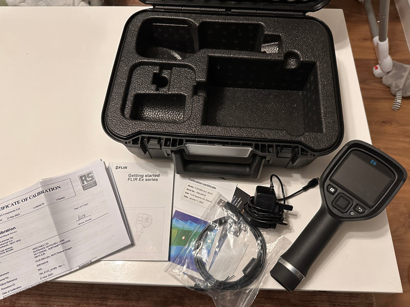 FLIR E6-XT Thermal Imaging Camera with Wi-Fi - Rechargeable - Hard Case