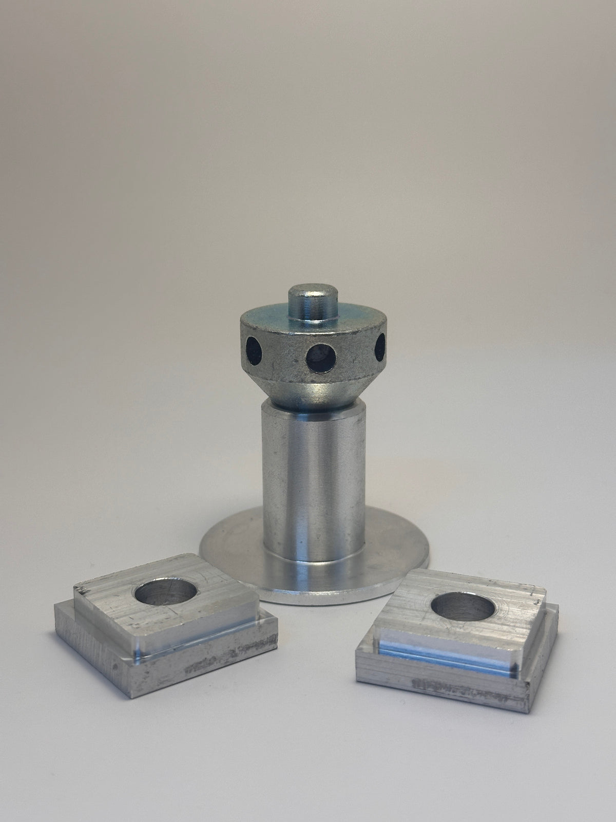 Structural Support Jack Adjustable load-bearing structural support bay pole jack for UPVC/alum ...
