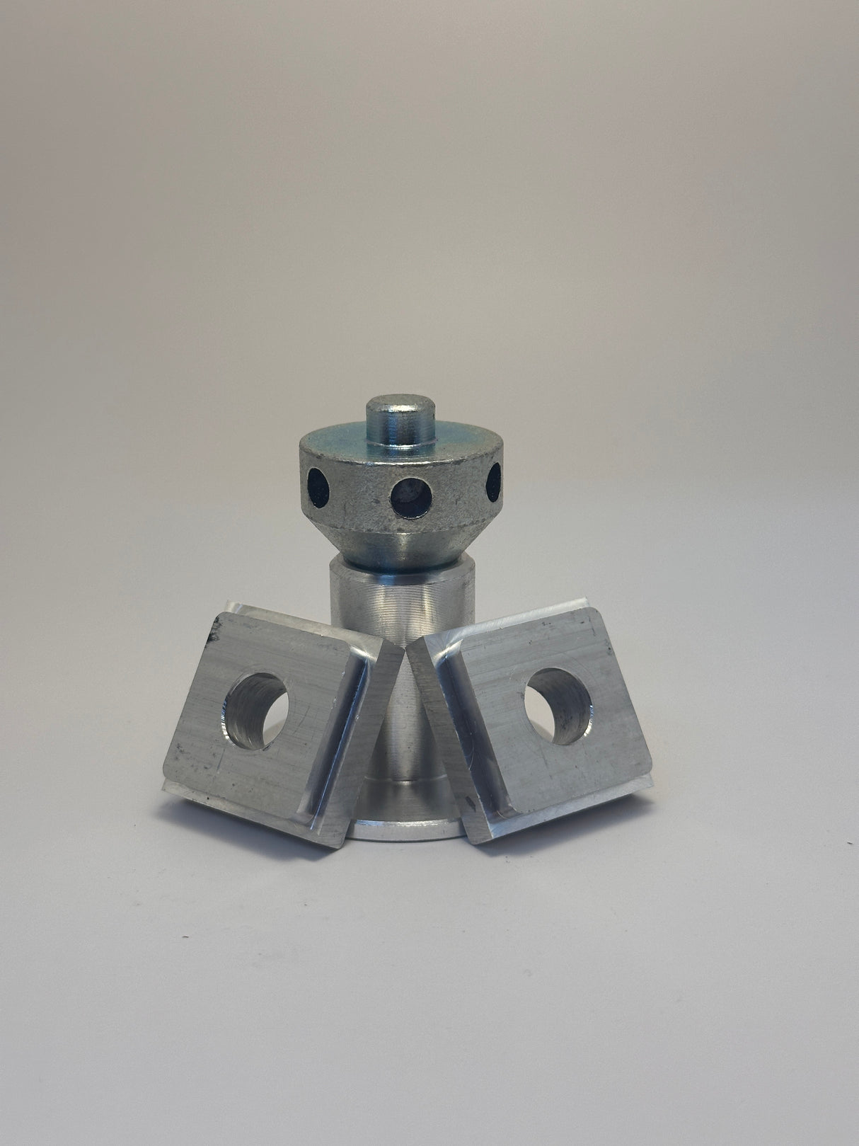 Adjustable Load Bearing Square Bay Pole Jacks for UPVC Bay Windows (Linair LAN311)