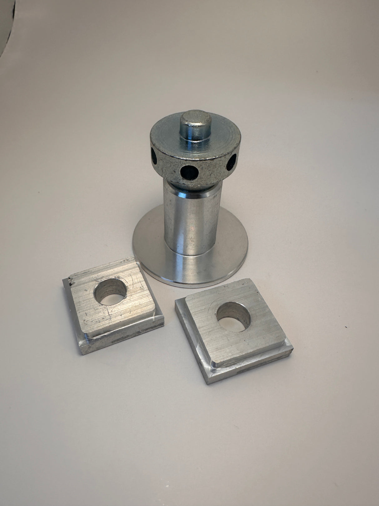 Adjustable Load Bearing Square Bay Pole Jacks for UPVC Bay Windows (Linair LAN311)
