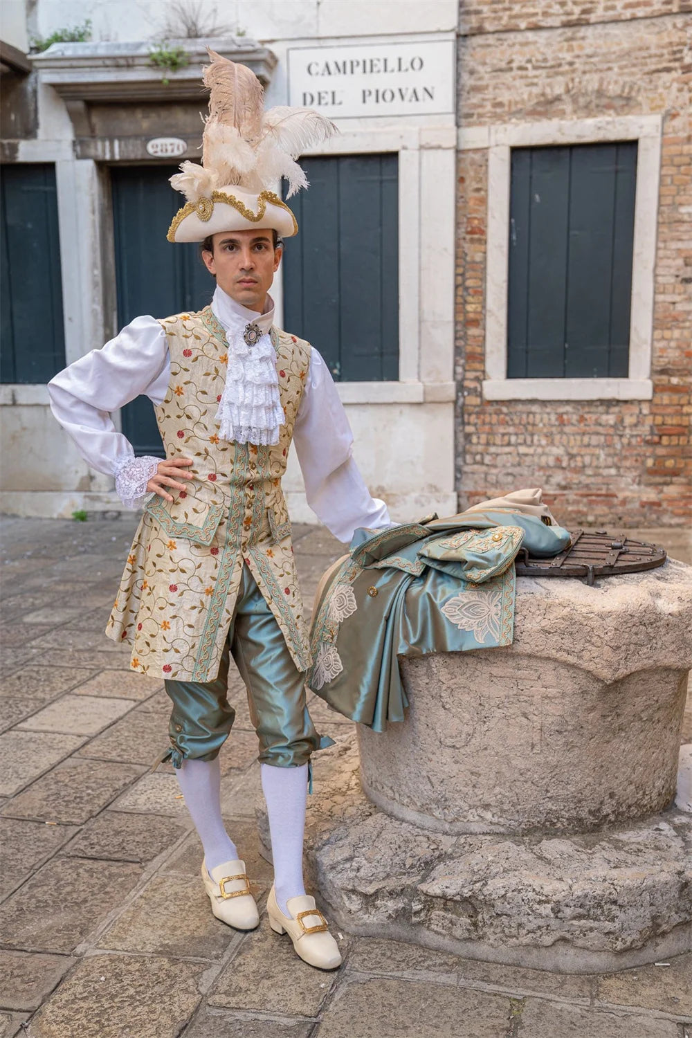 Historical 1700s Costume Man 18th Century Victorian Rococo Baroque Royal French Prince King Louis XVI Costume Wedding Ball Gown