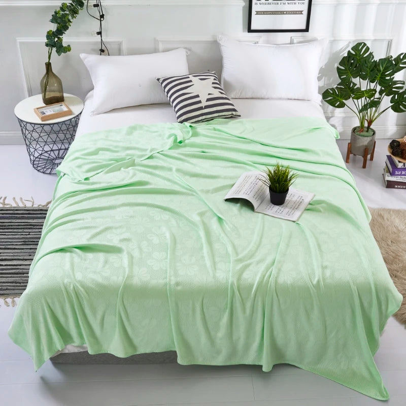 100% Bamboo Fiber Summer Blanket Pure Natural Plant Soft Skin-friendly Summer Duvet Breathable Jacquard Cooling Blanket Quilt