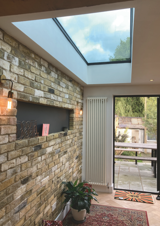 Thermally Efficient Rooflight With Modern Flat Edge Glass Design